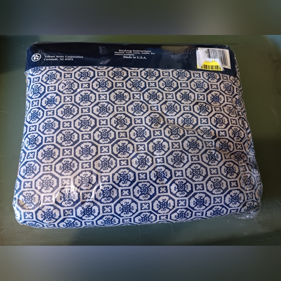 Park Avenue Percale 3 piece twin sheet set no iron percale - Picture 2 of 2